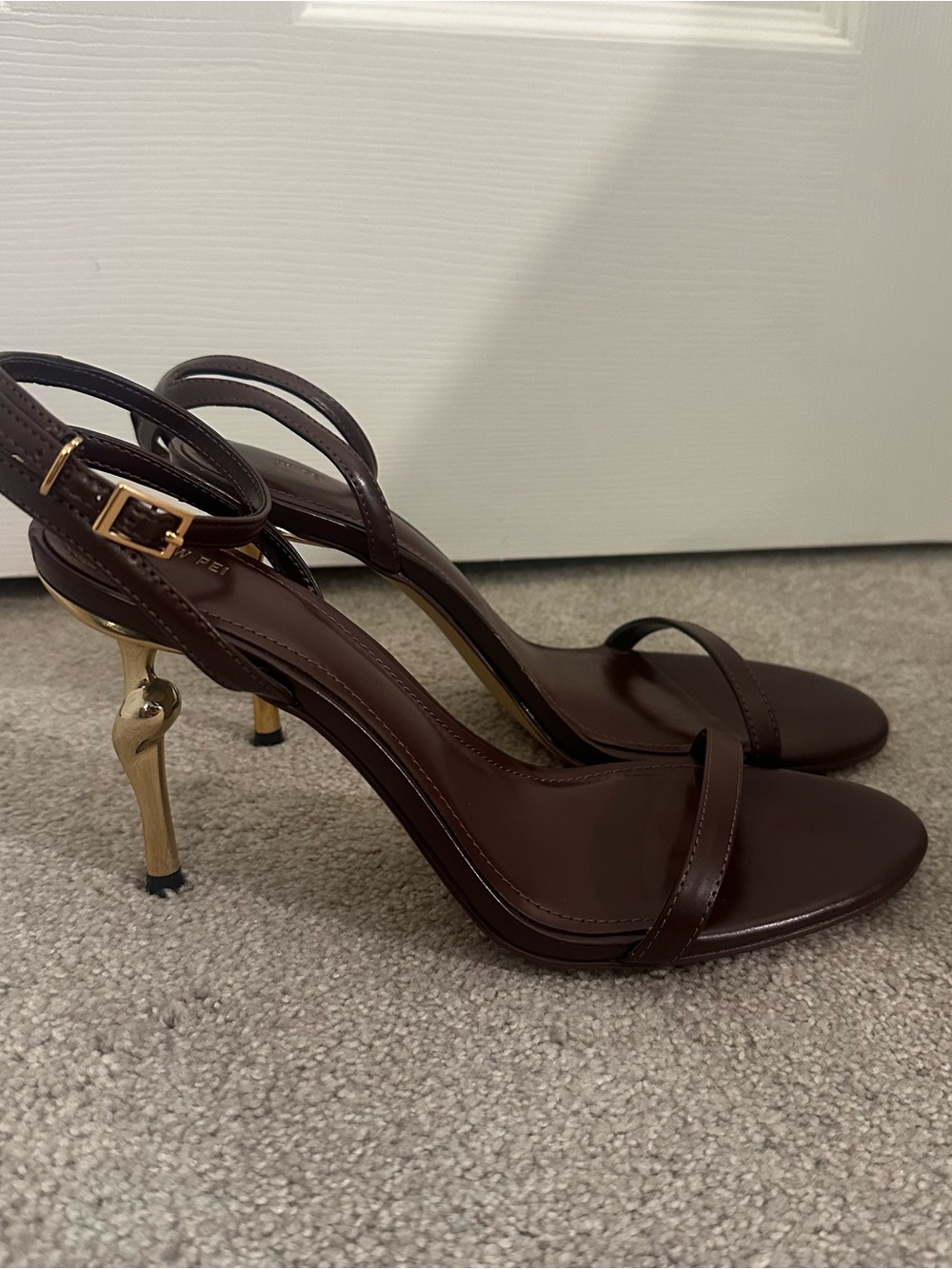JW PEI Alivia Gold Metal Heel Sandals Claret Red women 8 EUC